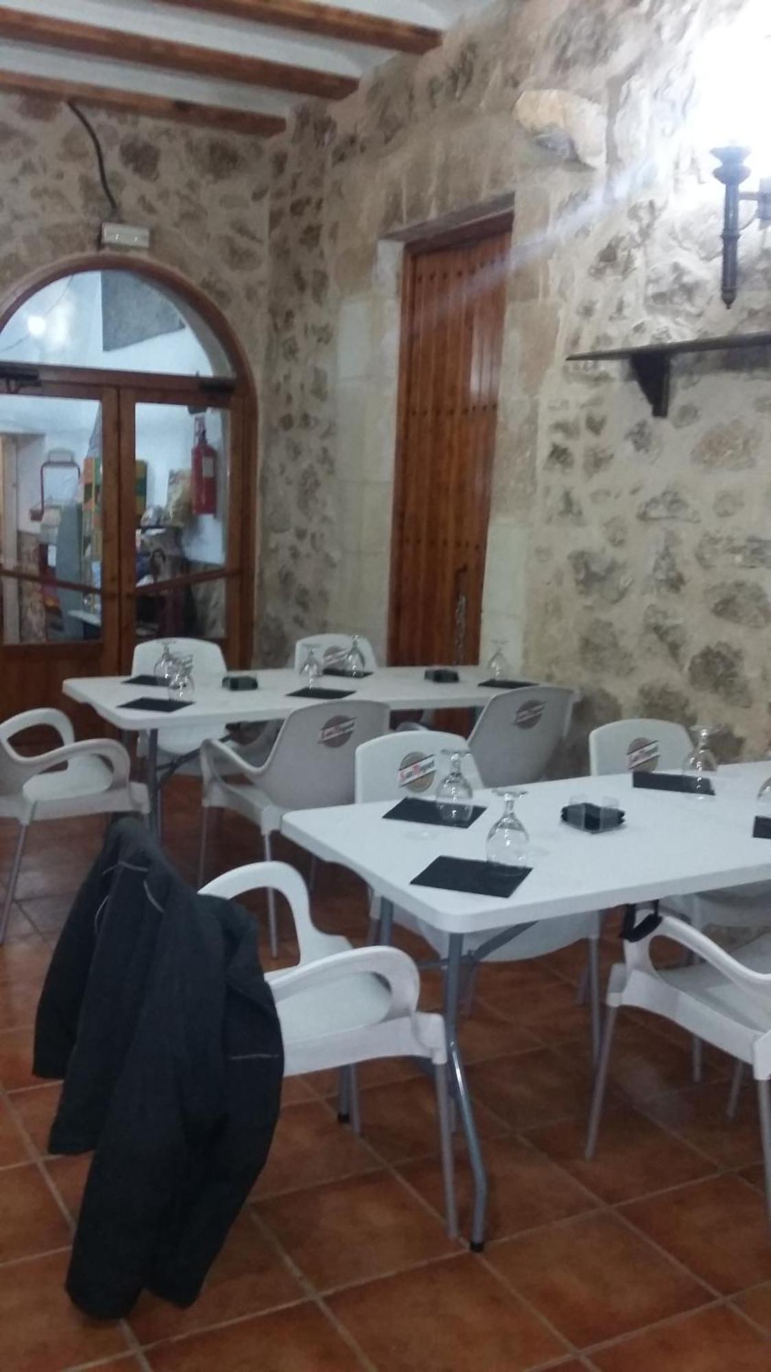 Casa Malferit Hostel Alcoleja Ngoại thất bức ảnh
